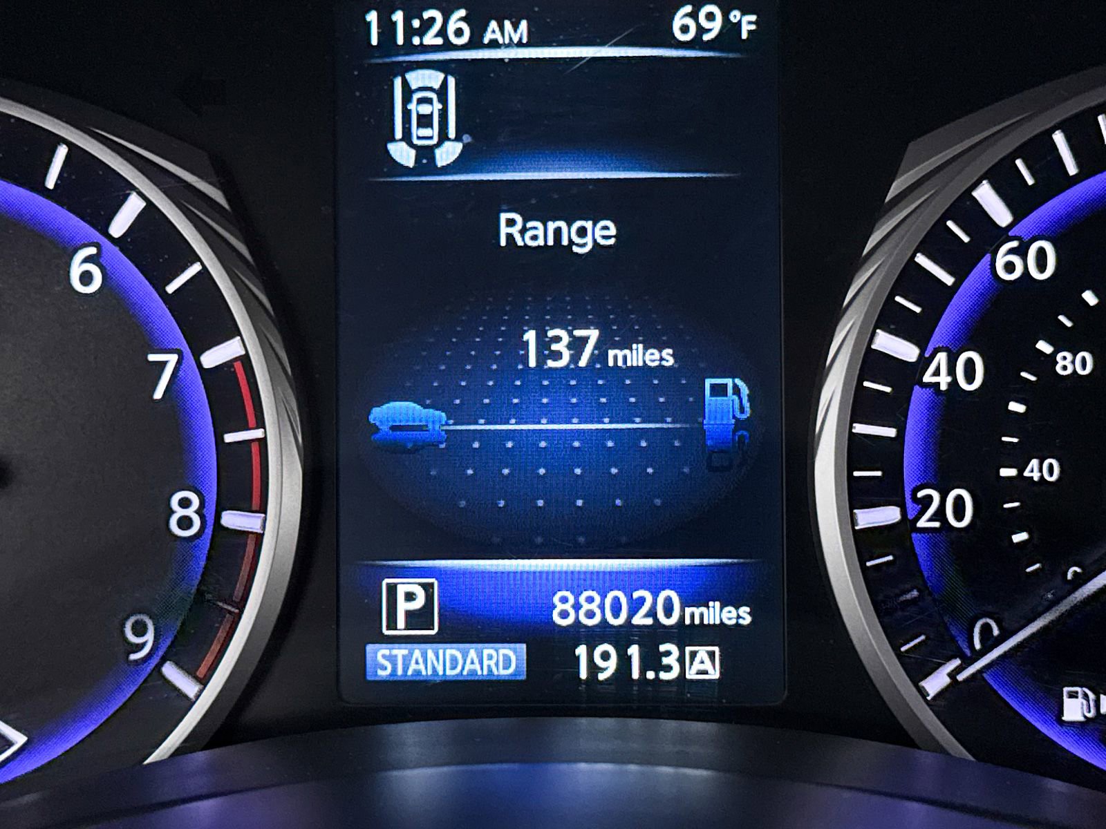 Used 2017 INFINITI Q60 Red Sport 400 RWD image 37