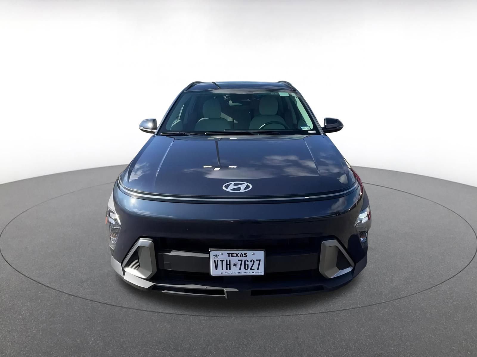 Used 2025 Hyundai Kona SEL image 4