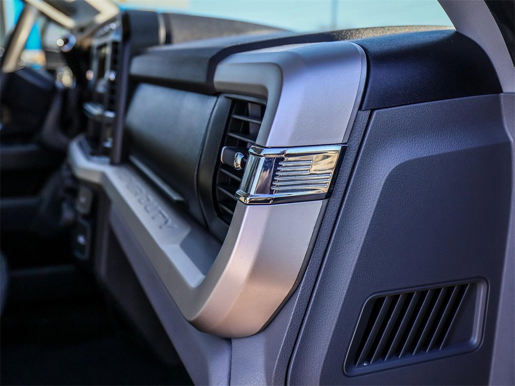 Used 2023 Ford F350 XLT image 20