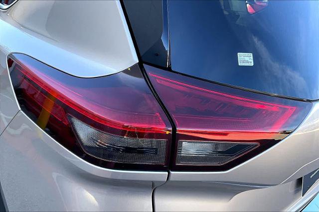 Certified 2022 Nissan Rogue Platinum w/ Head-Up Display Package FWD image 29