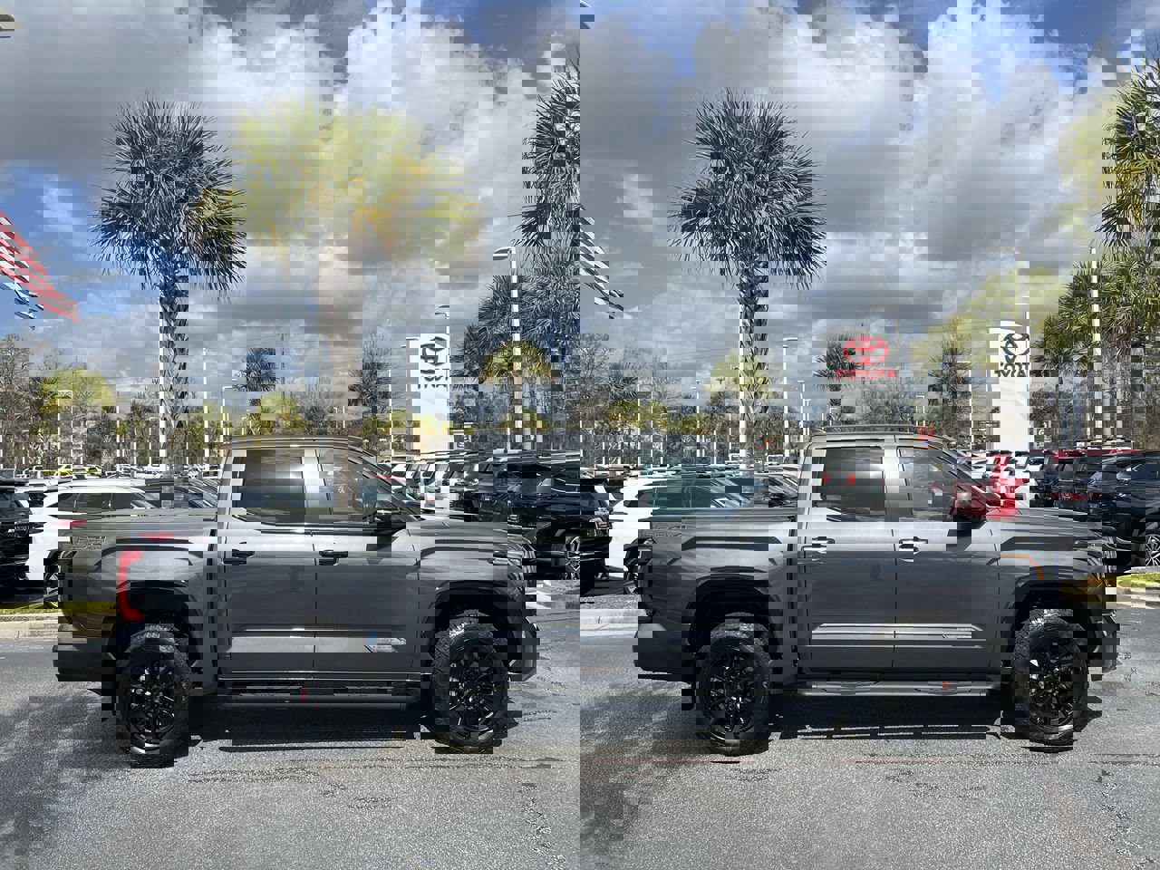 Used 2026 Toyota Tundra Platinum w/ TRD Off-Road Package image 11