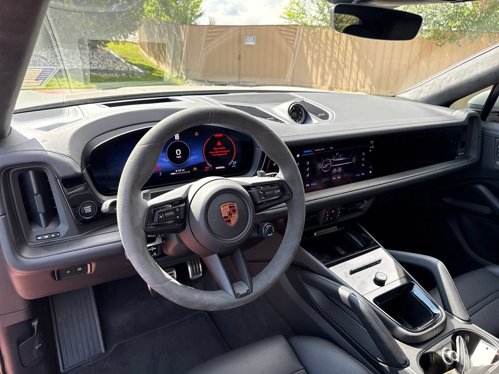 Used 2026 Porsche Cayenne GTS AWD/4WD image 14