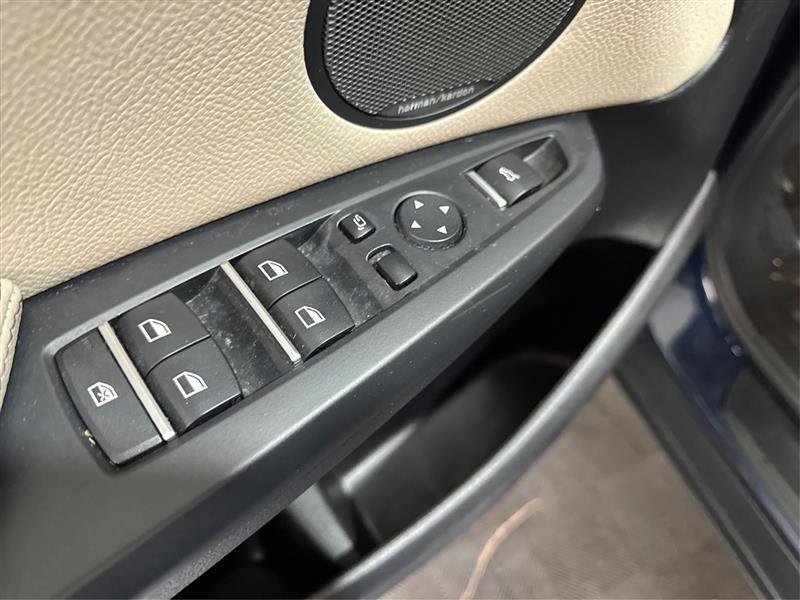 Used 2017 BMW X3 xDrive28i AWD/4WD image 30