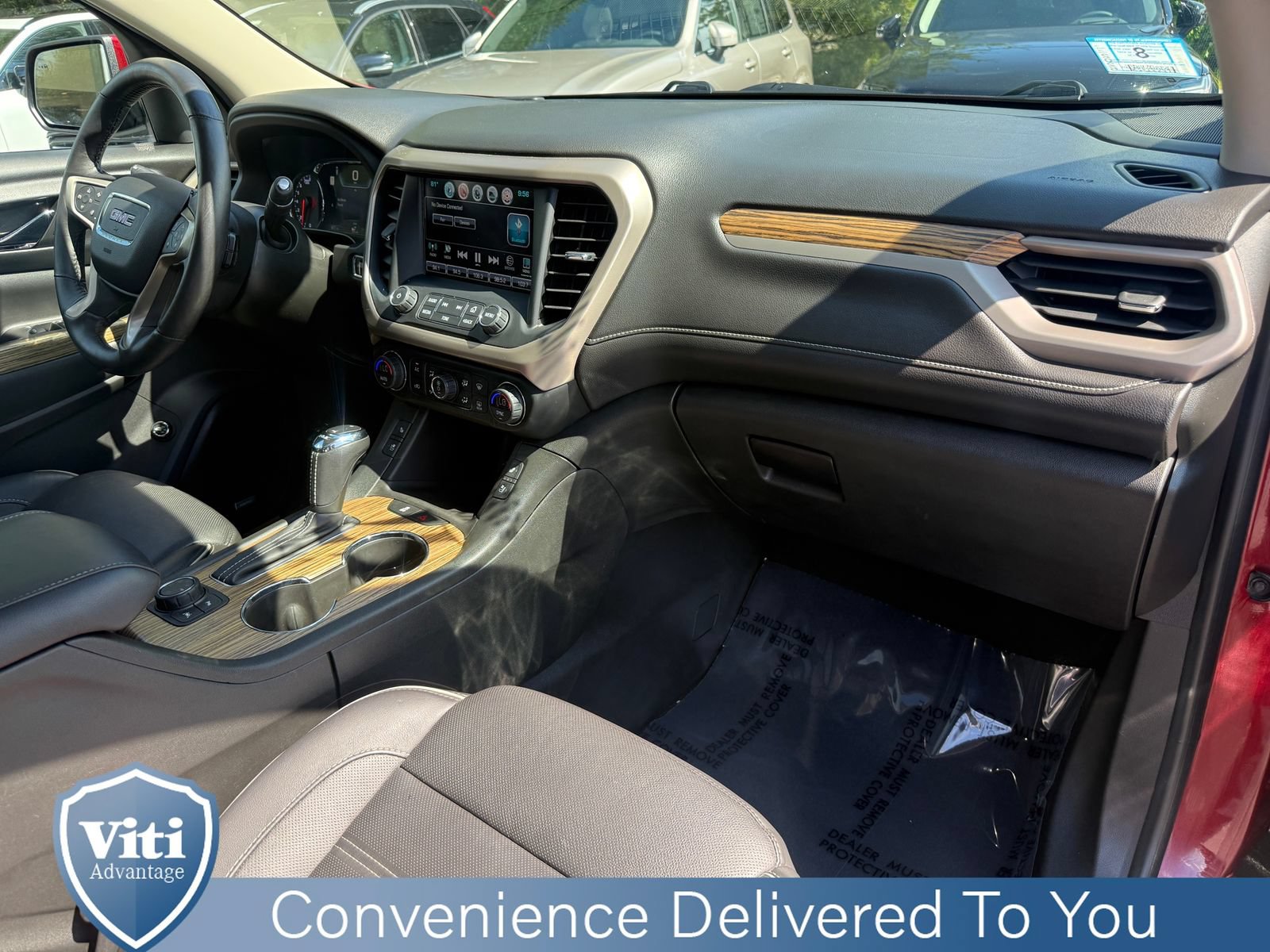 Used 2017 GMC Acadia Denali w/ Technology Package AWD/4WD image 30