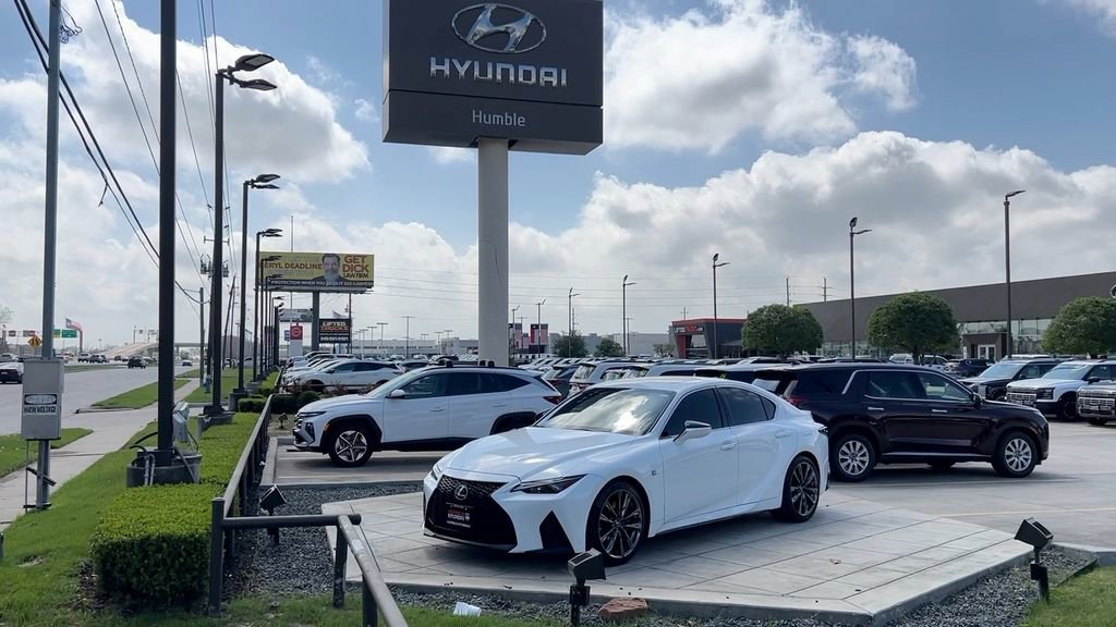 Used 2022 Lexus IS 350 F Sport w/ Accessory Package image 40