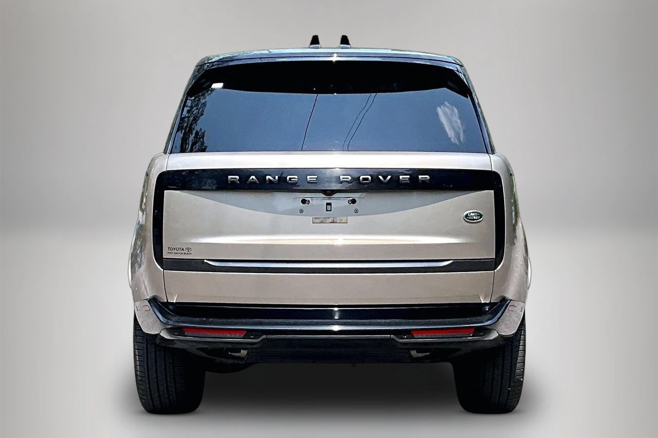 Used 2023 Land Rover Range Rover SE AWD/4WD image 6