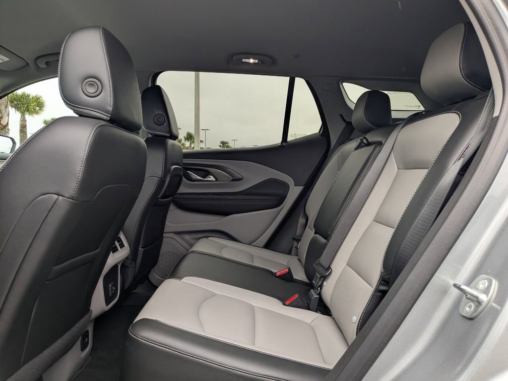 Certified 2023 GMC Terrain SLT image 16