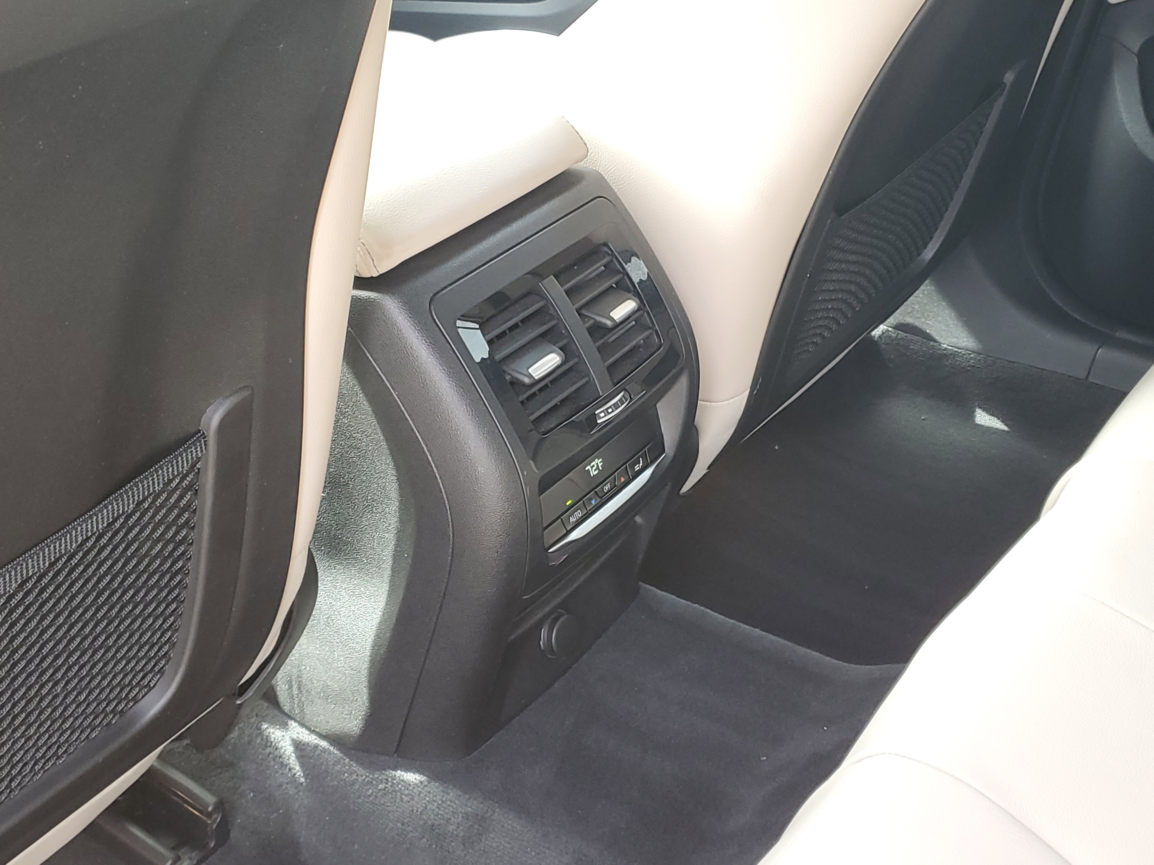 Used 2019 BMW X4 xDrive30i w/ M Sport Package 2 image 27