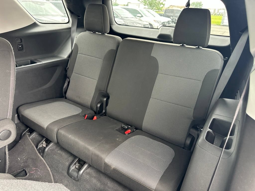 Used 2018 Chevrolet Traverse LT FWD image 13