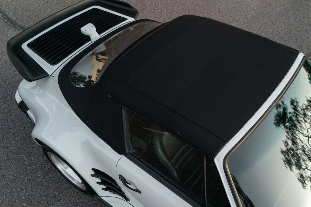 Used 1989 Porsche 911 Turbo image 31