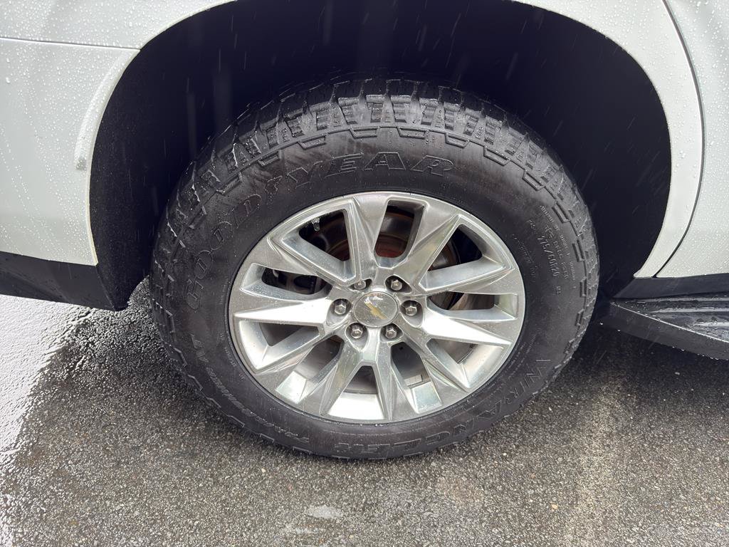 Used 2021 Chevrolet Tahoe Premier w/ Premium Package AWD/4WD image 27