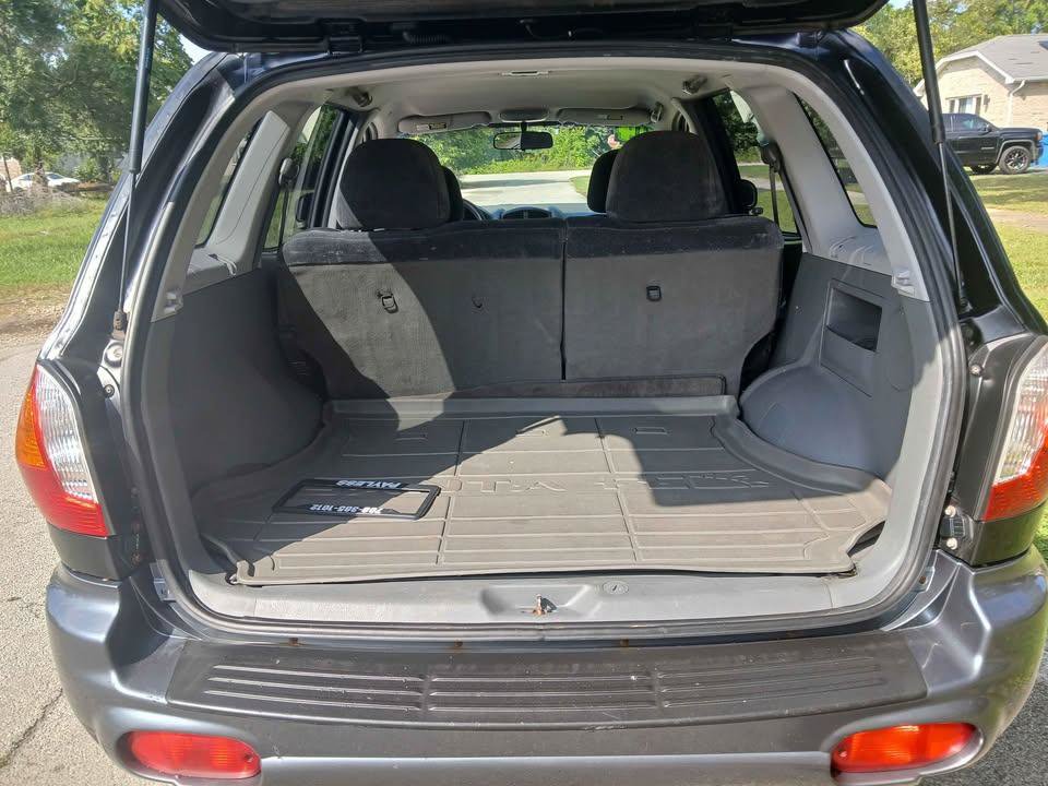 Used 2004 Hyundai Santa Fe GLS FWD image 17