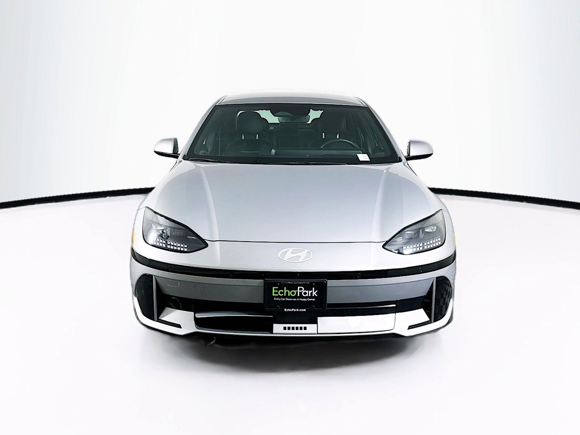 Used 2023 Hyundai Ioniq 6 SEL image 2