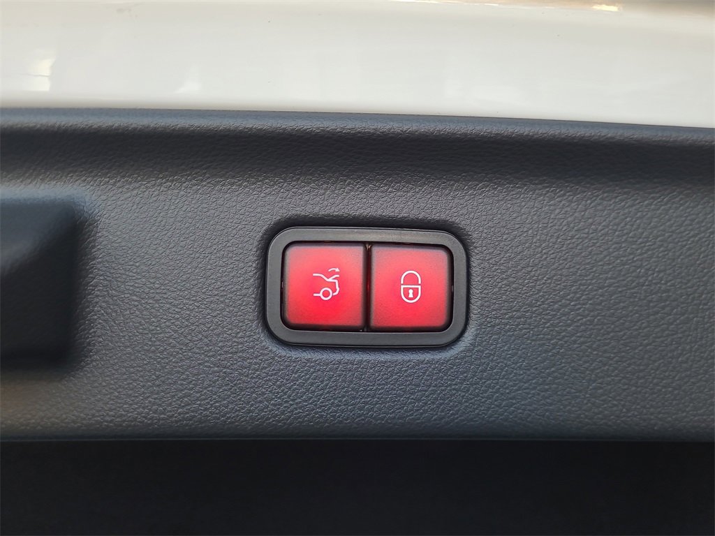 New 2026 Mercedes-Benz S 580 4MATIC Sedan image 13