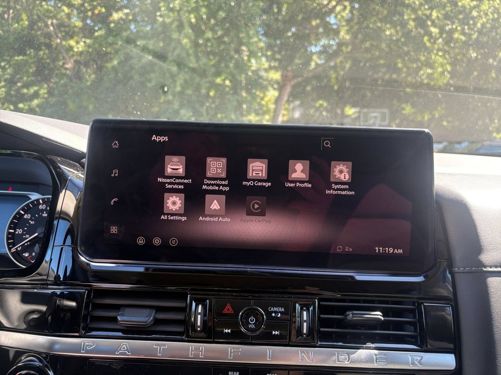 Used 2026 Nissan Pathfinder SV AWD/4WD image 18