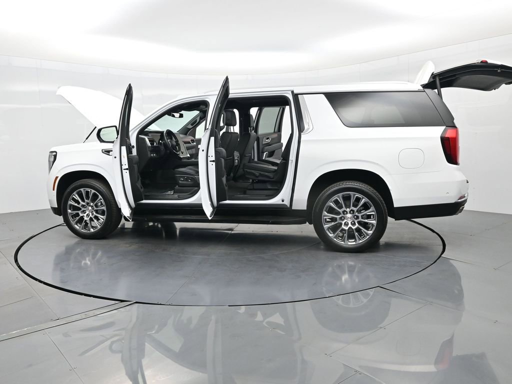 Used 2025 GMC Yukon XL Denali image 43