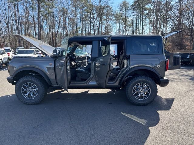 New 2025 Ford Bronco Badlands image 24