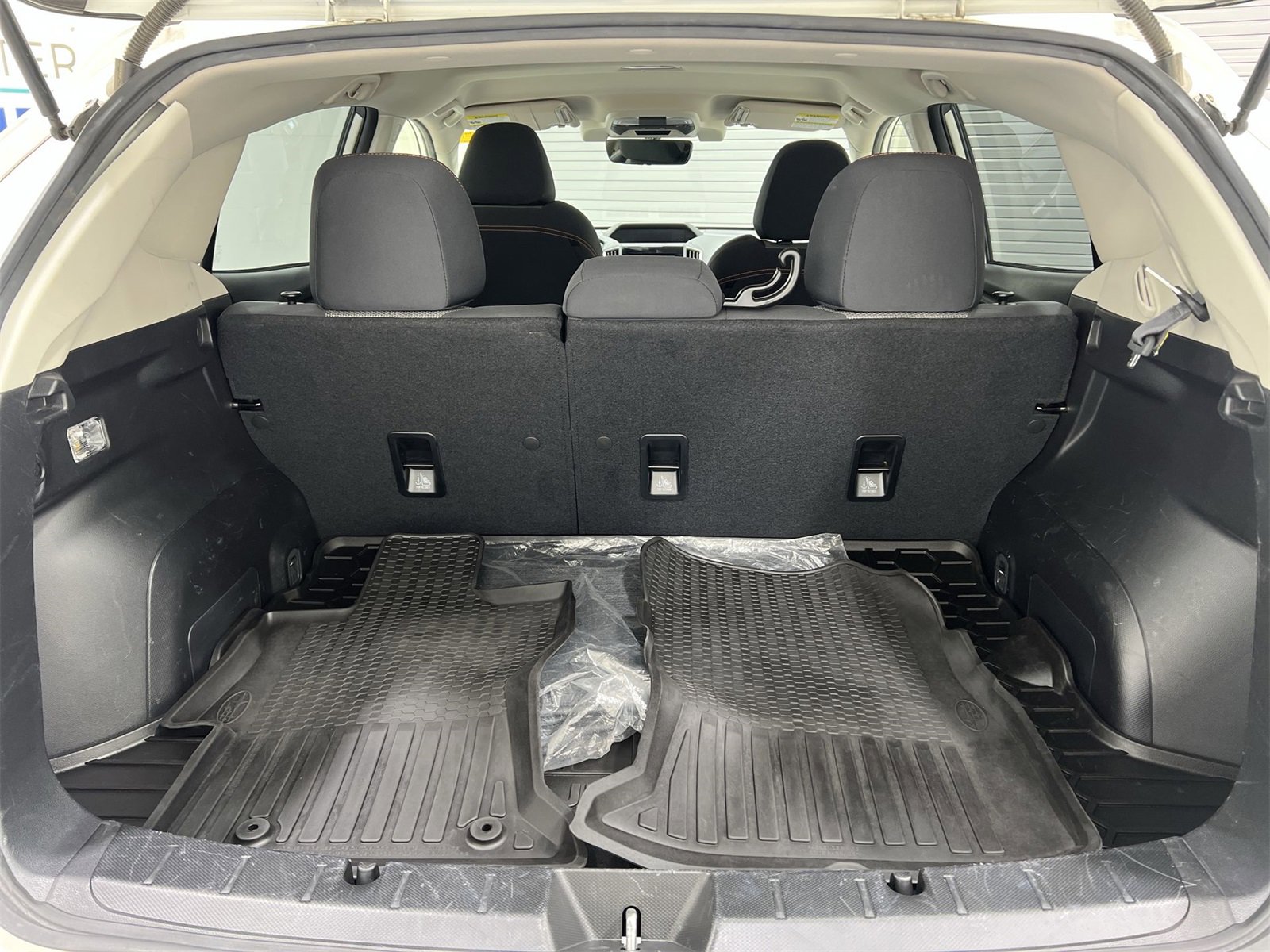 Used 2023 Subaru Crosstrek 2.0i Premium image 21