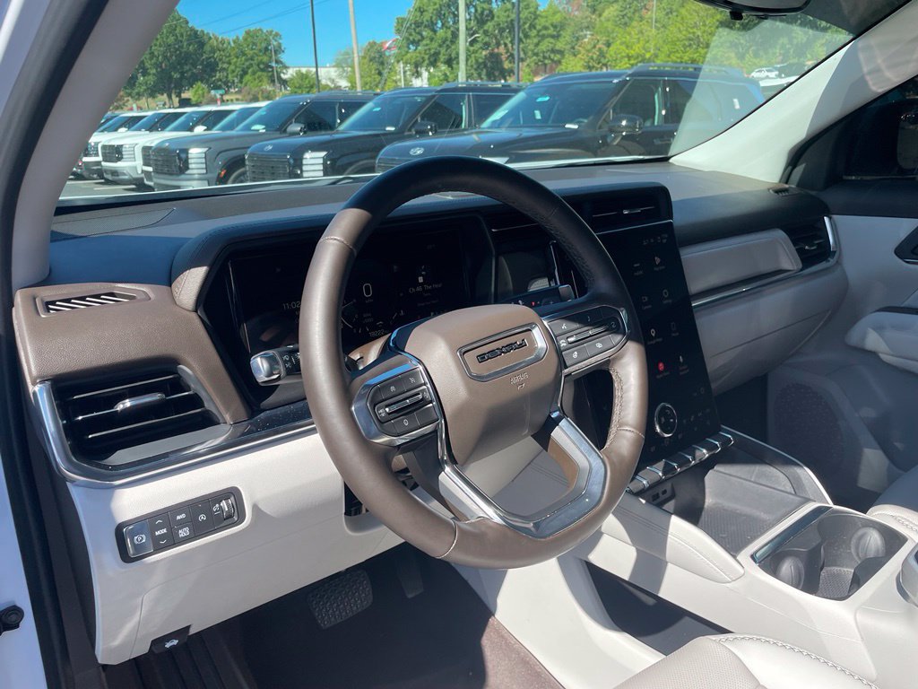 Used 2026 GMC Terrain Denali AWD/4WD image 10