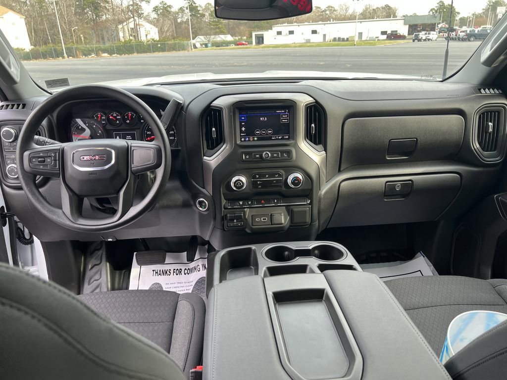 Used 2025 GMC Sierra 2500 Pro image 19