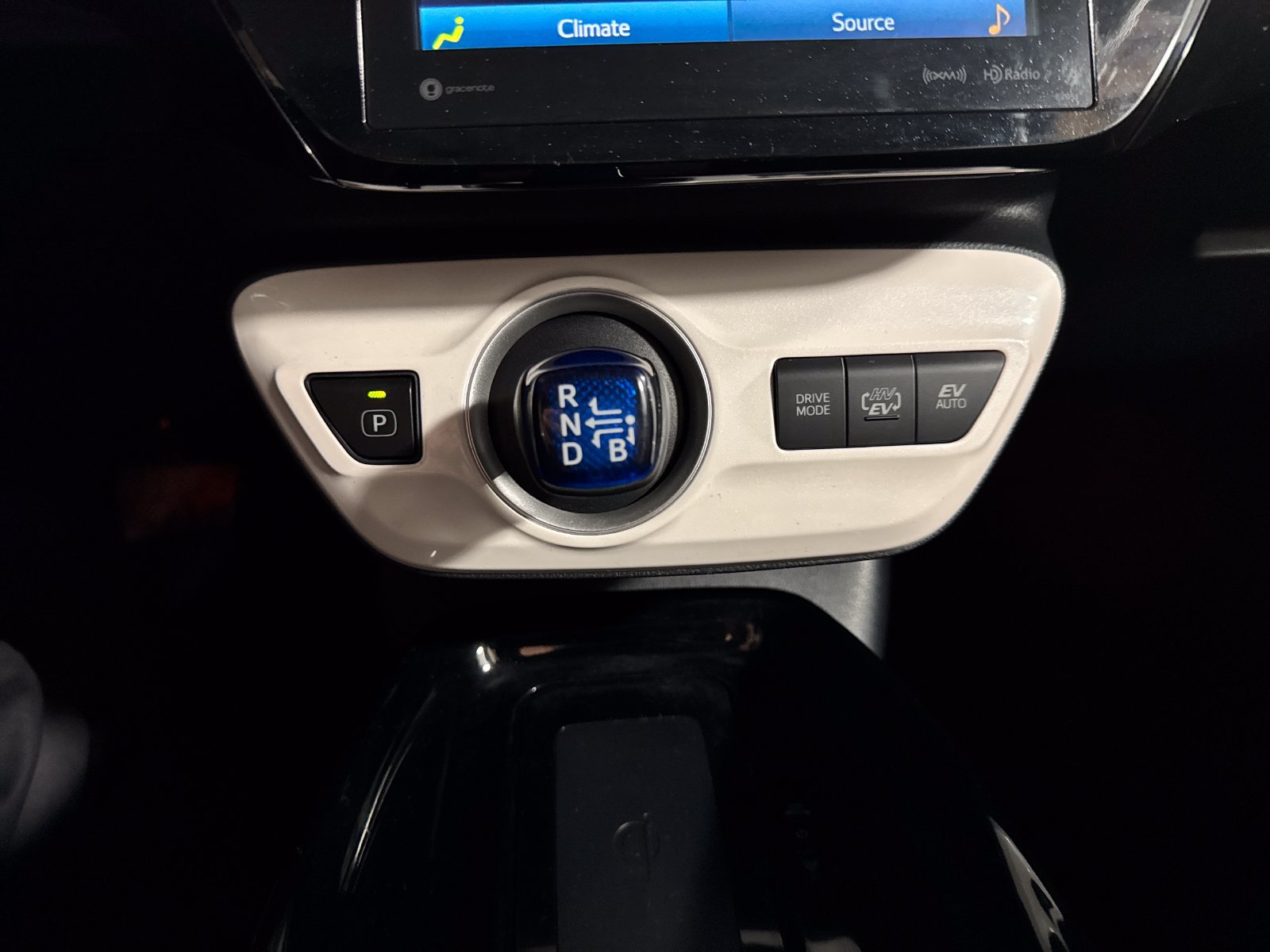 Used 2017 Toyota Prius Prime Premium w/ Carpet Mat Package FWD image 22