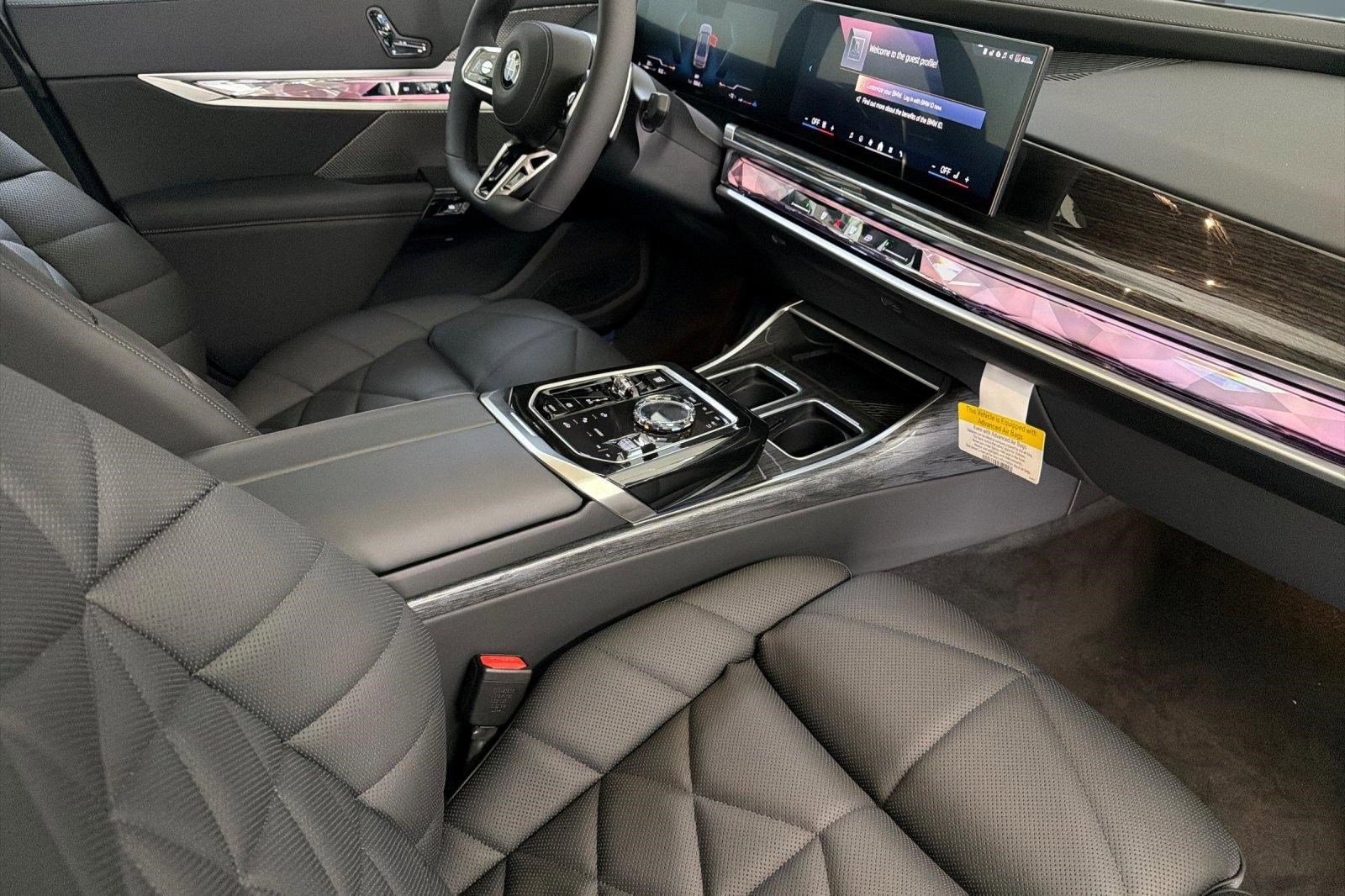 New 2026 BMW 740i w/ Premium Package image 28