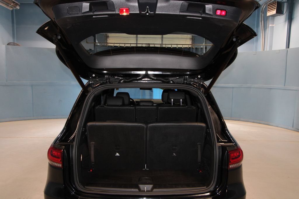 Used 2022 Mercedes-Benz GLB 250 4MATIC image 41