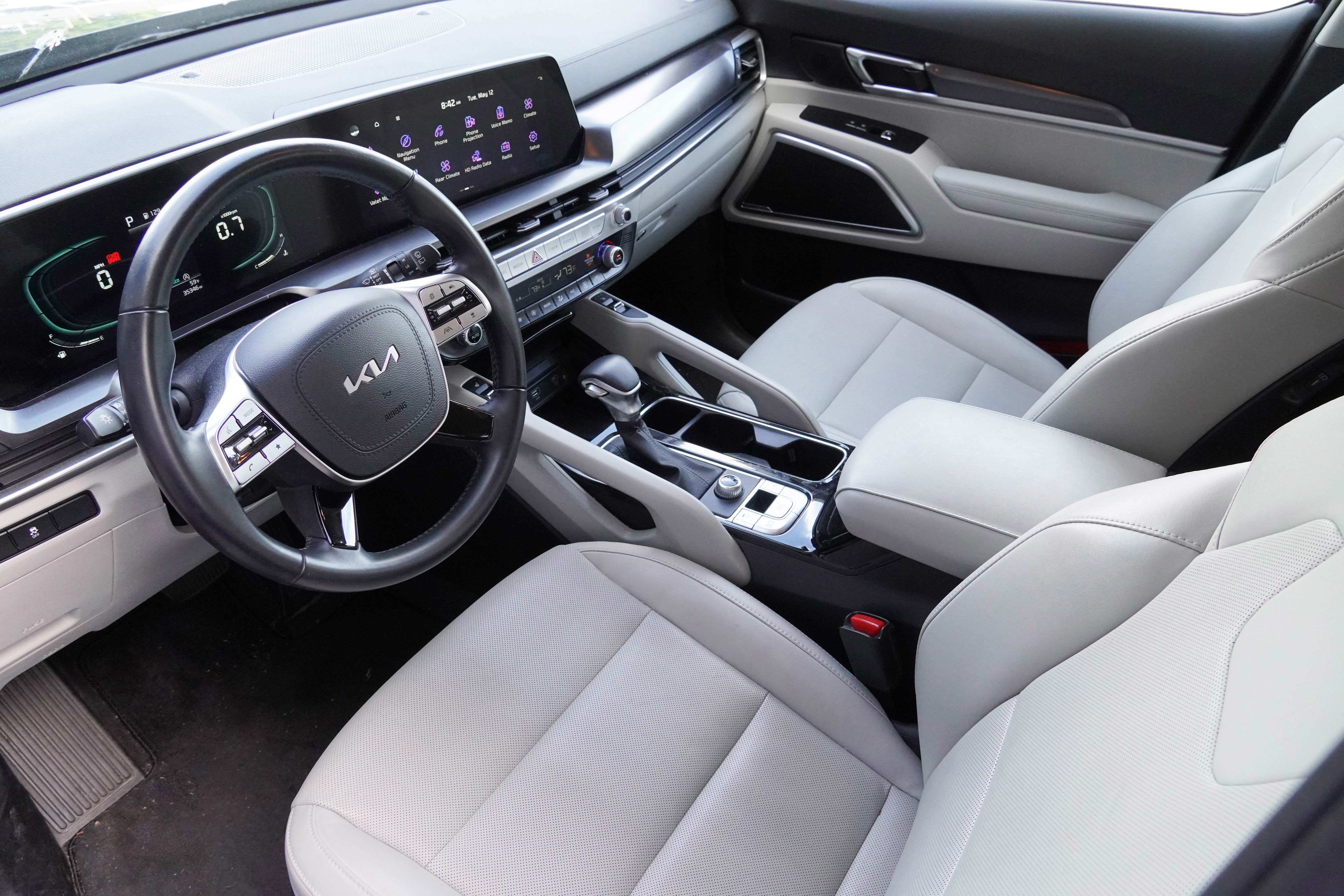Used 2023 Kia Telluride S FWD image 9