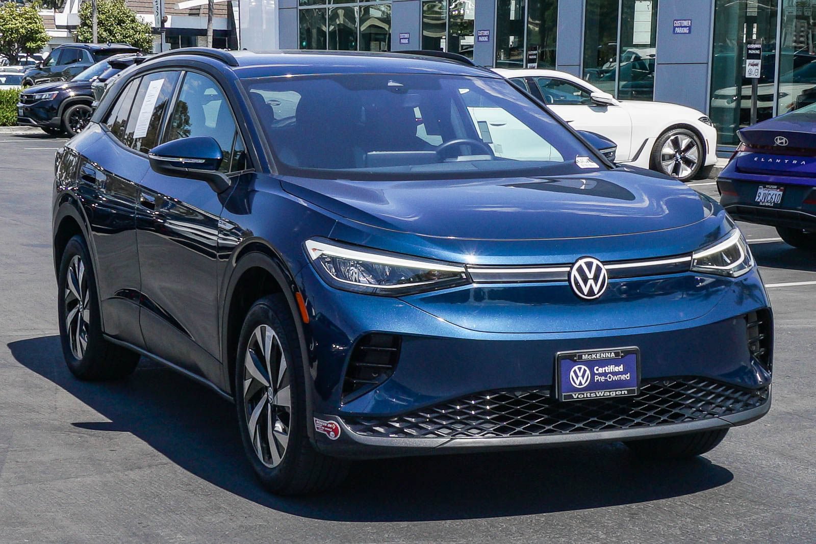 Certified 2023 Volkswagen ID.4 Pro AWD/4WD image 3