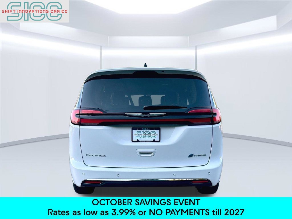 Used 2024 Chrysler Pacifica Limited FWD image 6