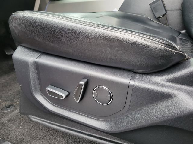 Used 2018 Ford F250 Lariat w/ Chrome Package image 10