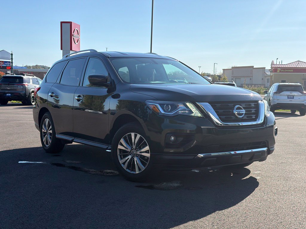 Used 2019 Nissan Pathfinder SL