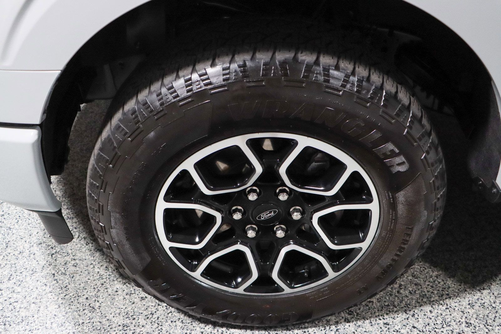 Used 2023 Ford F150 XLT w/ Equipment Group 302A High image 11