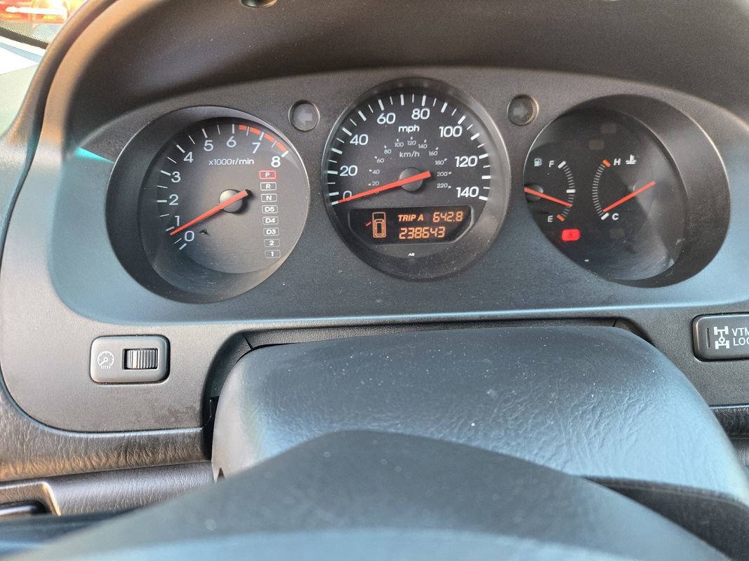 Used 2001 Acura MDX image 16