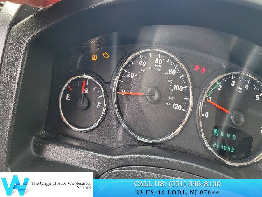 Used 2012 Jeep Liberty Sport AWD/4WD image 18