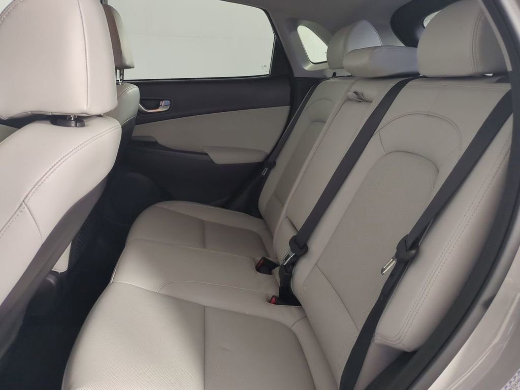 Used 2023 Hyundai Kona Limited w/ Cargo Package FWD image 16