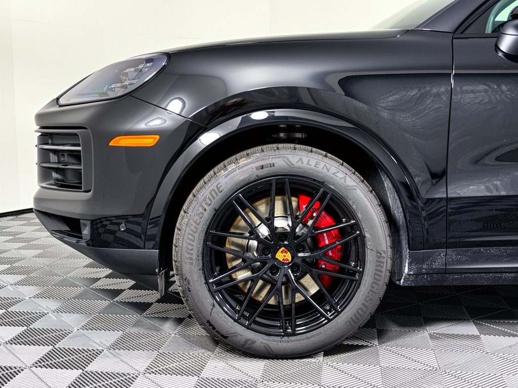 New 2026 Porsche Cayenne S AWD/4WD image 13