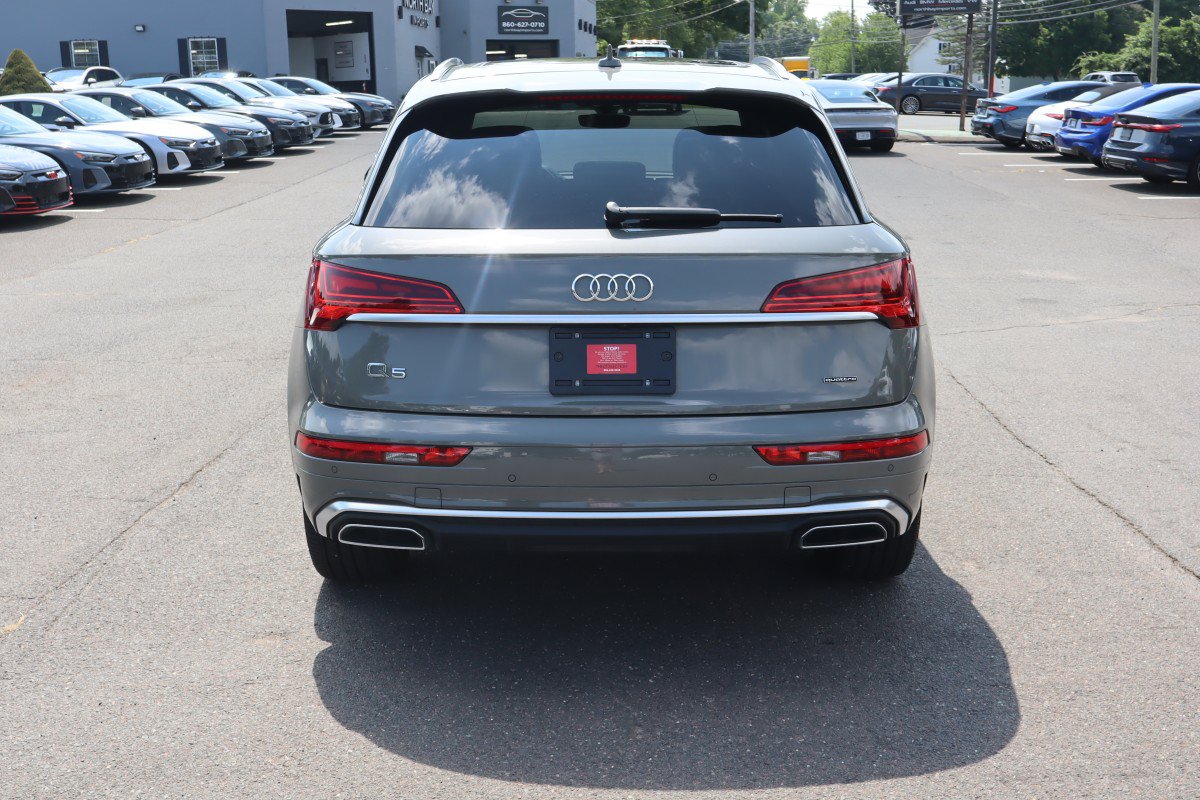 Used 2023 Audi Q5 2.0T Premium Plus w/ Premium Plus Package AWD/4WD image 7