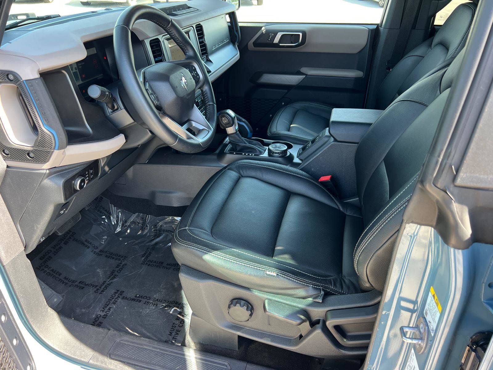 Used 2023 Ford Bronco Wildtrak AWD/4WD image 9