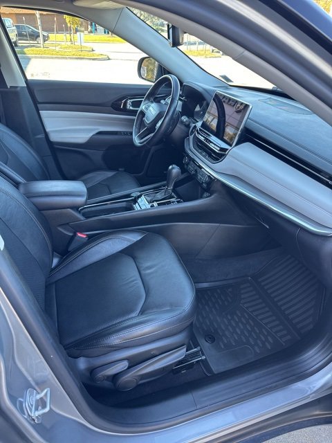 Certified 2022 Jeep Compass Limited w/ Sun and Sound Group image 12