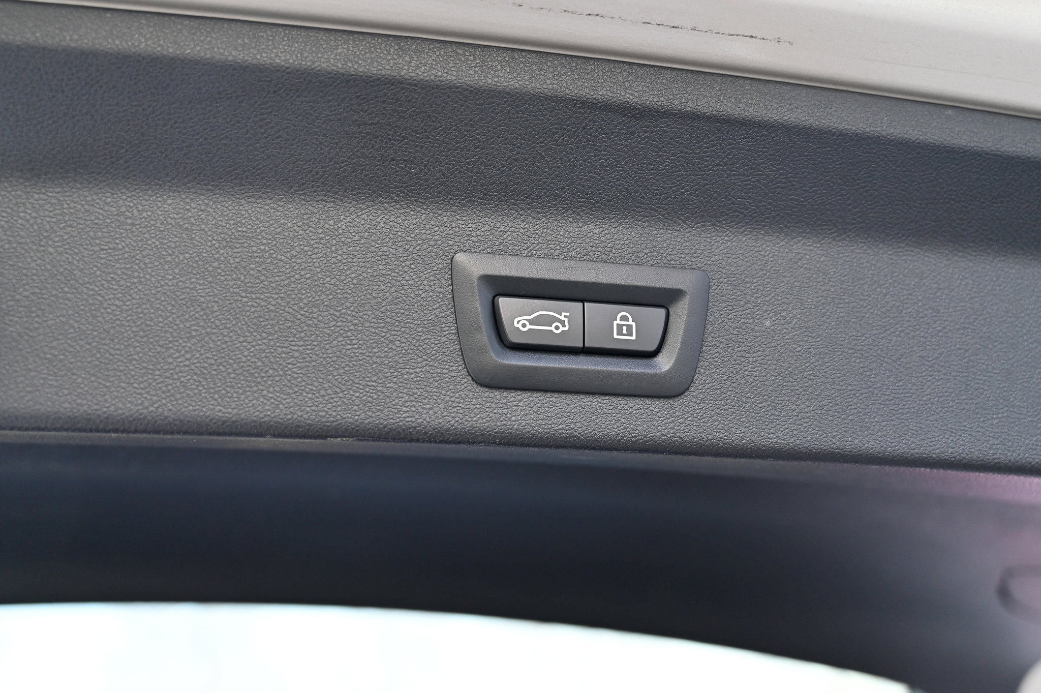 Used 2021 BMW X3 M40i w/ Executive Package image 45