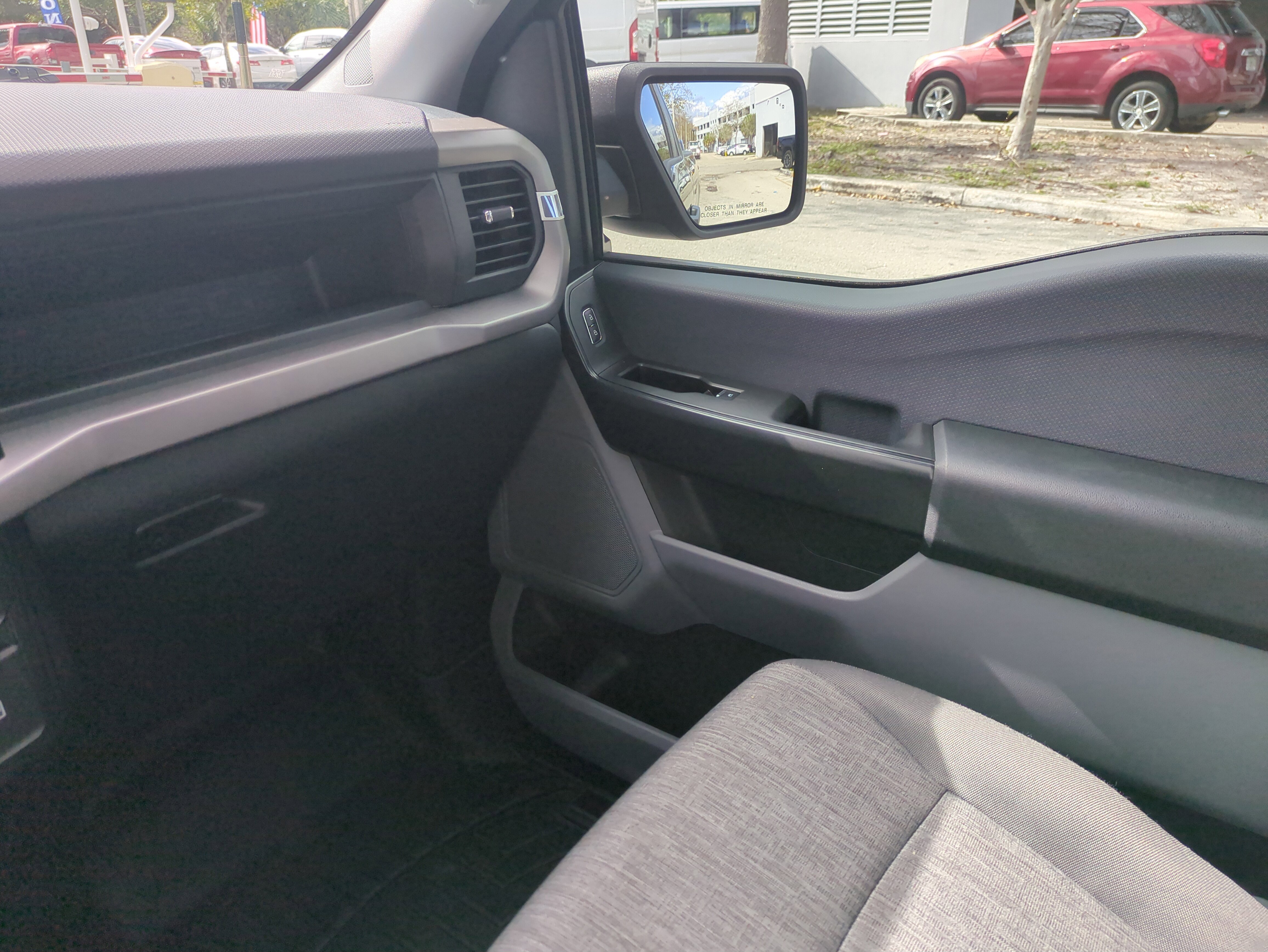 Used 2024 Ford F150 XL image 18