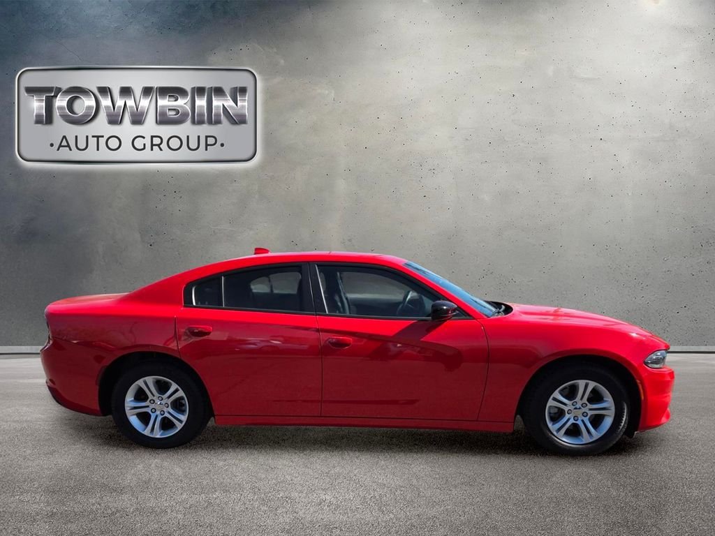 Used 2023 Dodge Charger SXT RWD image 3