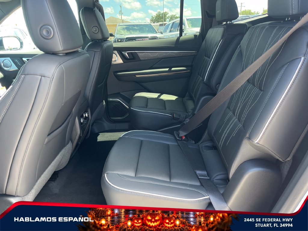 New 2026 Buick Enclave Avenir w/ Super Cruise Package AWD/4WD image 11