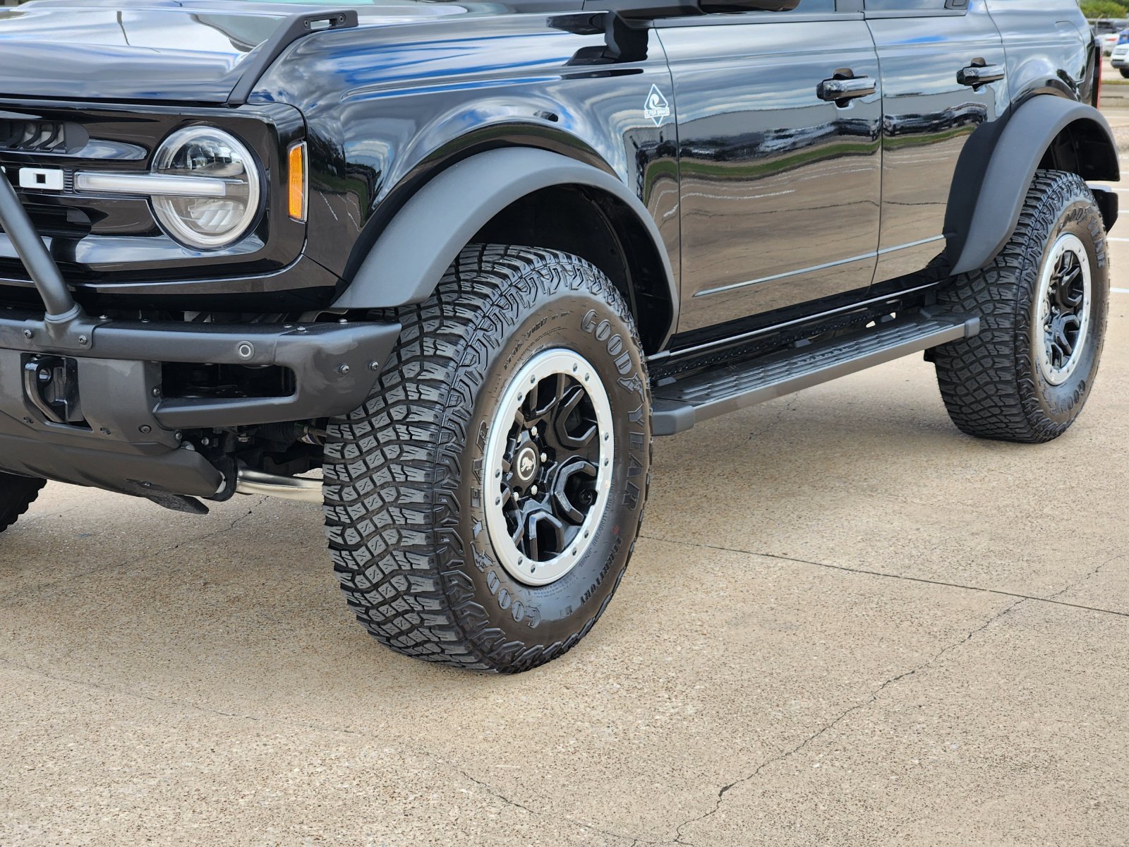 Used 2023 Ford Bronco Outer Banks w/ Sasquatch Package AWD/4WD image 12