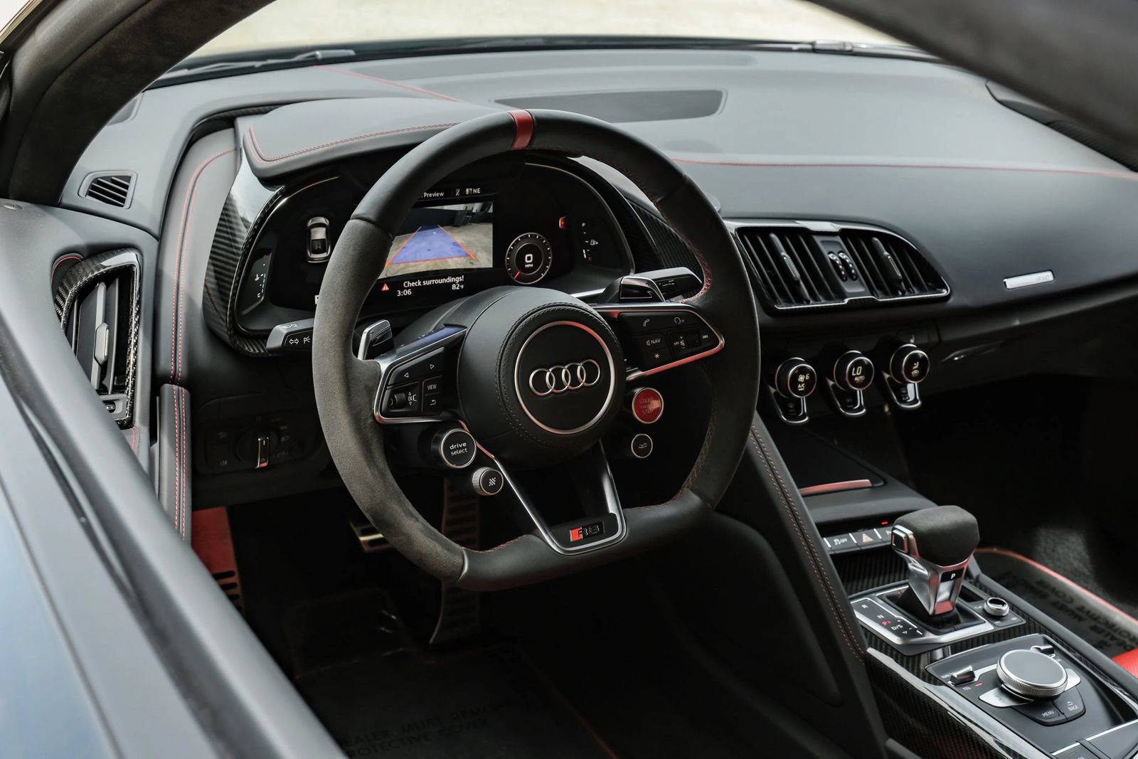 Used 2021 Audi R8 V10 RWD image 17