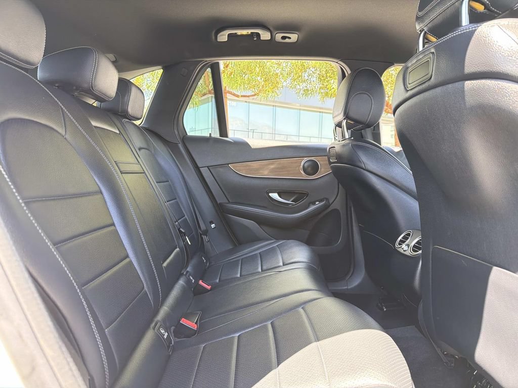 Used 2018 Mercedes-Benz GLC 300 image 19