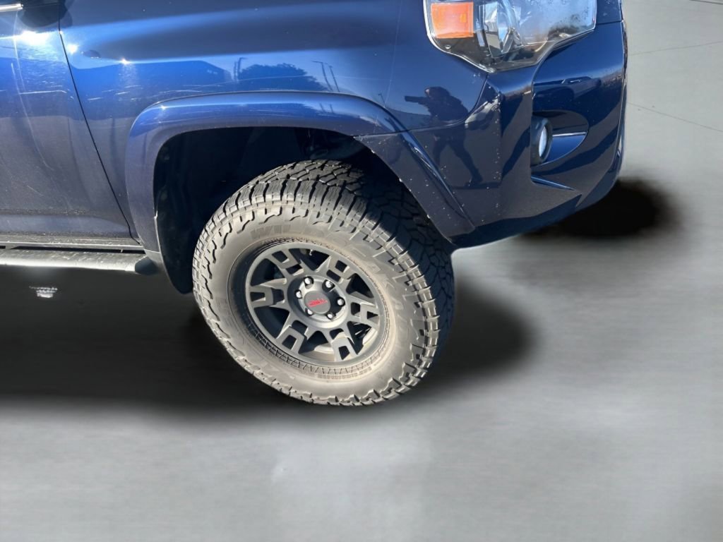 Used 2020 Toyota 4Runner SR5 Premium image 12