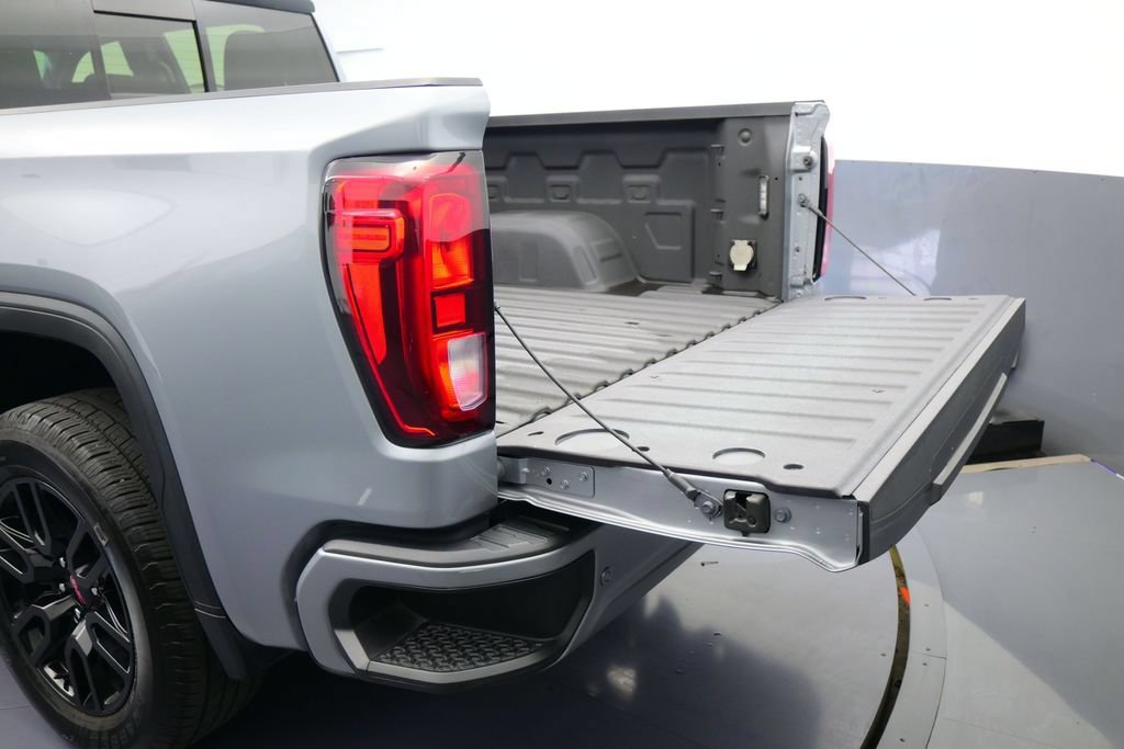 Used 2024 GMC Sierra 1500 Elevation w/ Elevation Premium Package RWD image 42
