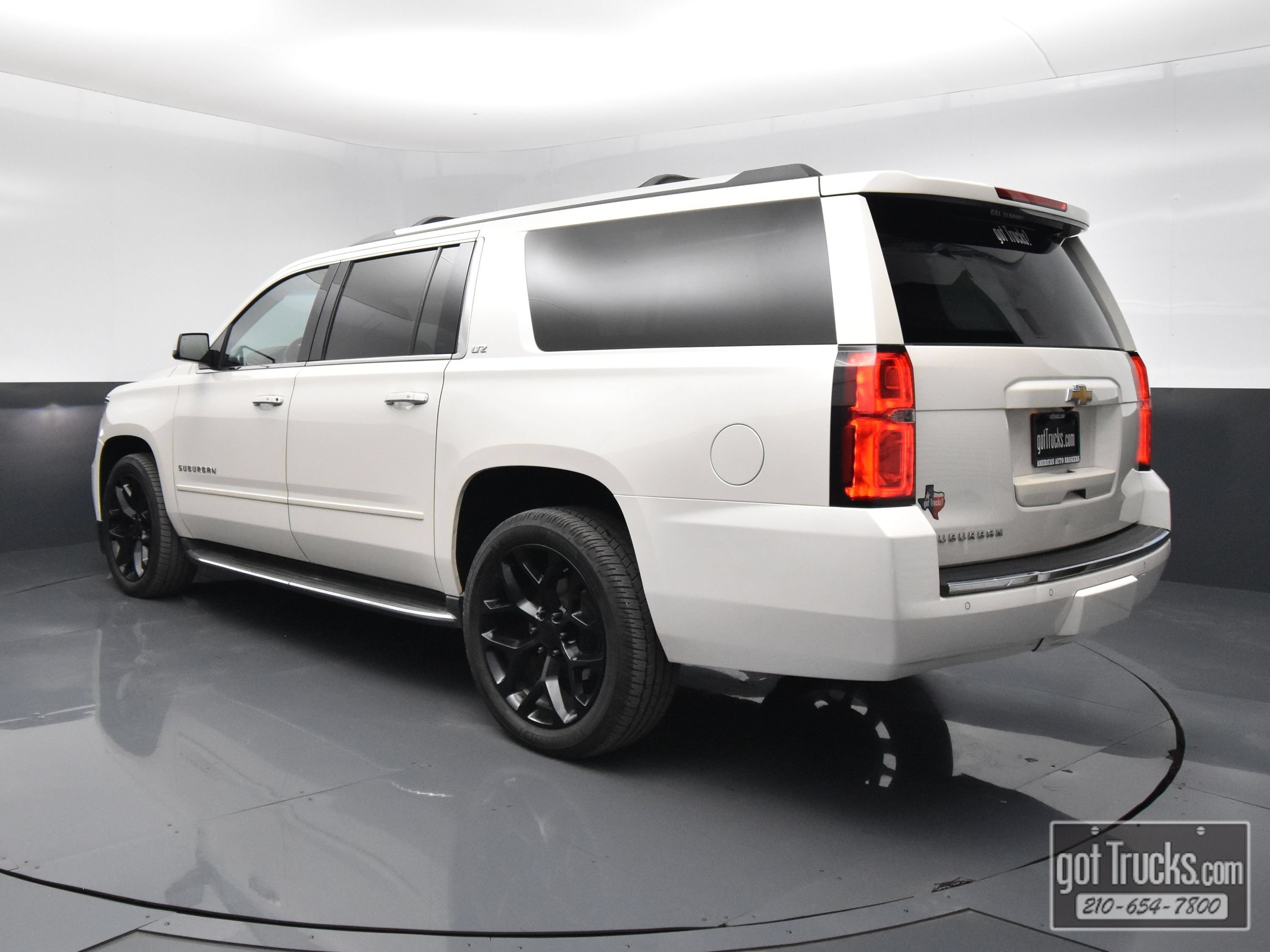Used 2015 Chevrolet Suburban LTZ AWD/4WD image 5